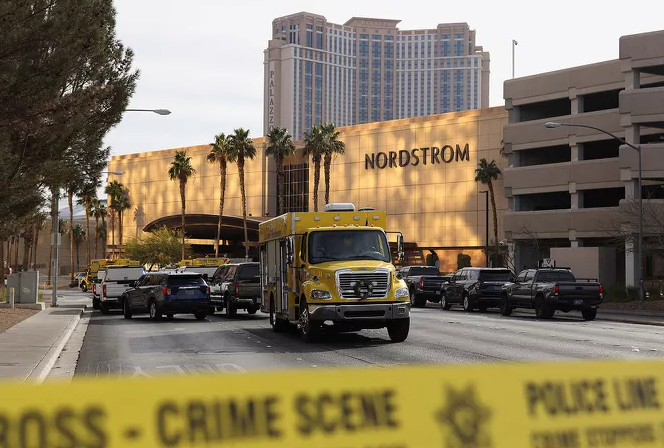 Une personne tuée dans l'explosion d'un Cybertruck devant l'hôtel Trump à Las Vegas