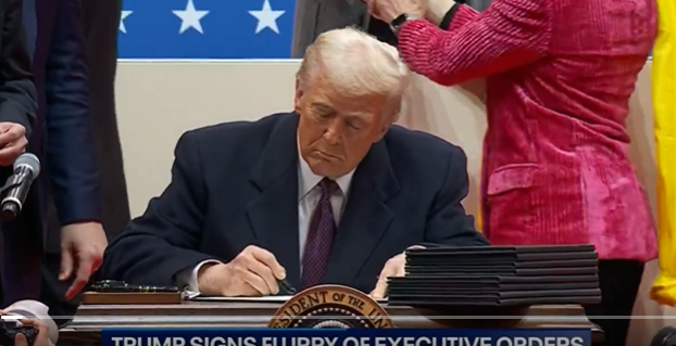 Donald Trump a annulé 78 décisions de Joe Biden