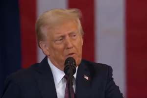 « Tout le monde comprend » que la Crimée fait depuis longtemps partie de la Russie, selon Trump