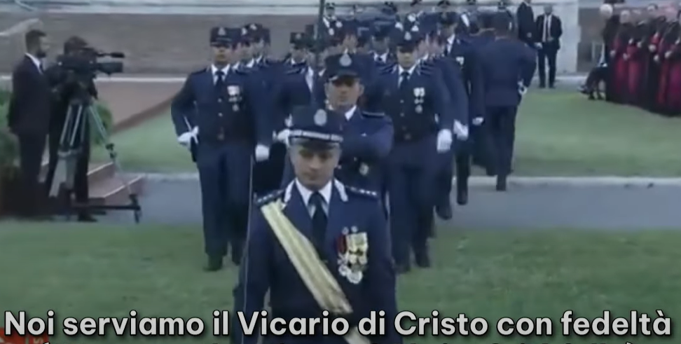 Découvrez la Marche de la gendarmerie vaticane