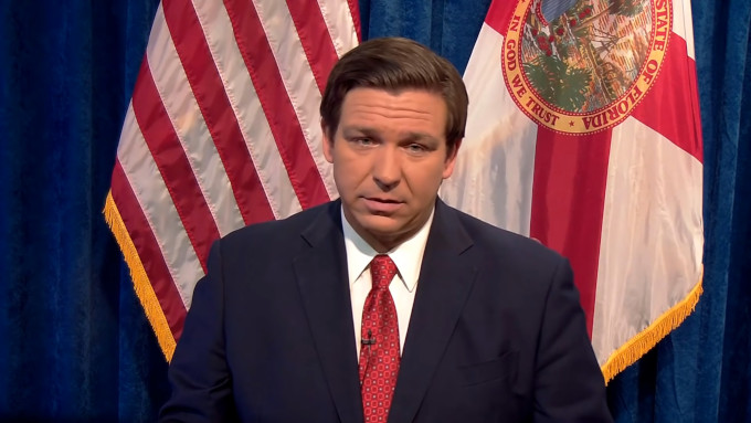 Le gouverneur ce Floride promeut l'école à la maison