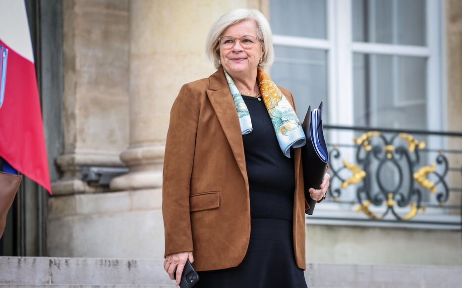 Ministre du Travail, de la Santé, des Solidarités et des Familles de France, Catherine Vautrin