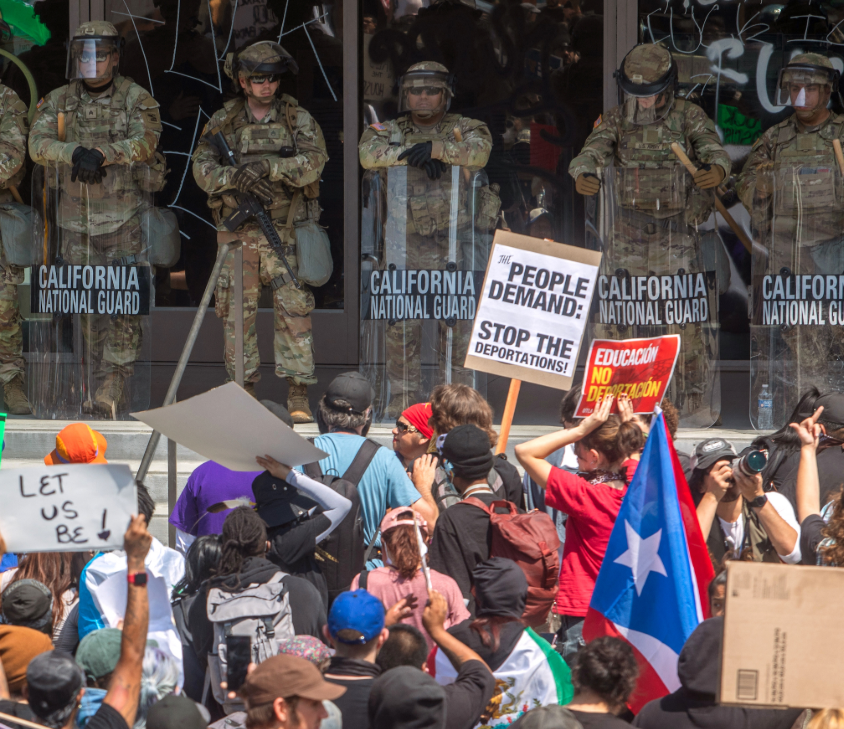 Emeutes en Californie : des milliers de soldats déployés à Los Angeles