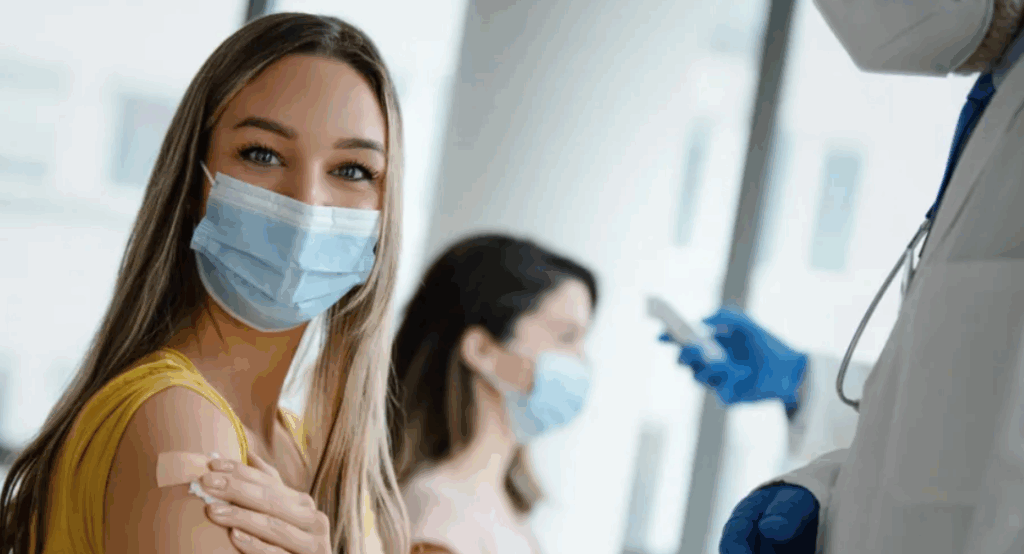 Taux de natalité « considérablement plus faibles » chez les femmes tchèques qui ont été vaccinées contre la COVID-19