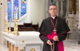 « Quand j’ai célébré la messe traditionnelle pour la première fois, je me suis agenouillé sur le banc du fond et j’ai pleuré. »