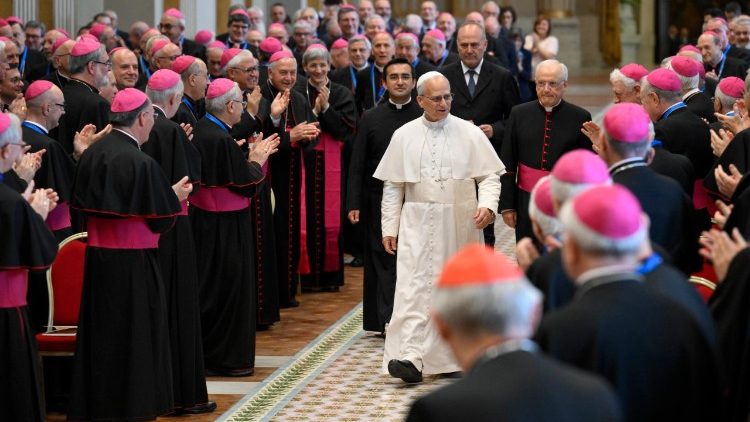Le pape Léon XIV rencontre les évêques italiens