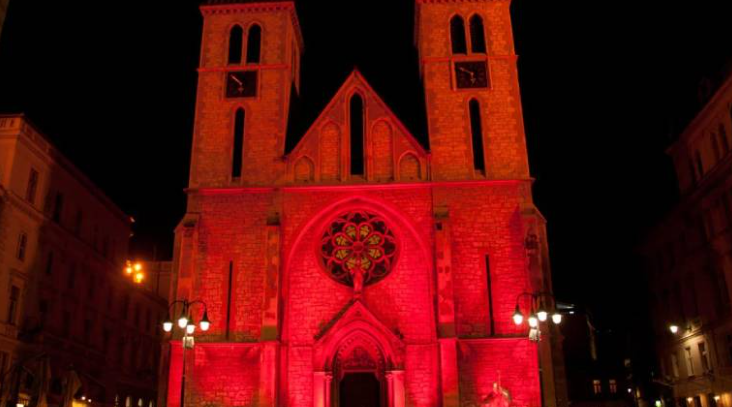 #SemaineRouge : Plus de 600 églises et monuments seront illuminés en rouge en hommage aux chrétiens persécutés