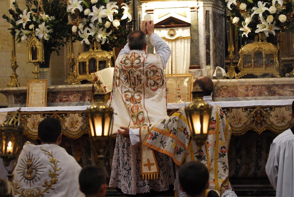 Traditionis Custodes qui restreint la Messe tridentine ne sera pas abrogé par Léon XIV