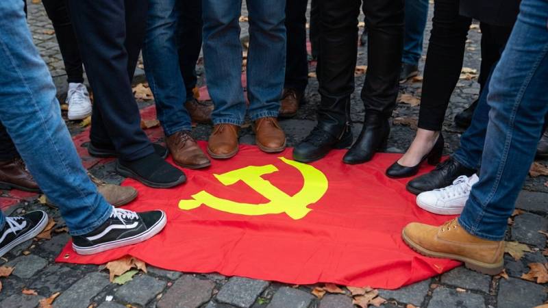 La Cour constitutionnelle polonaise déclare le Parti communiste illégal