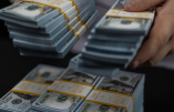 Perquisitions aux domiciles de douaniers corrompus en Ukraine
