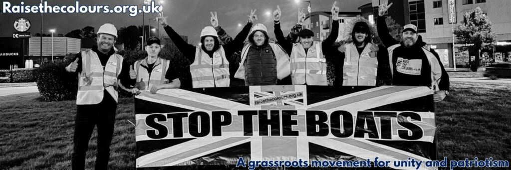 La France interdit l'entrée à dix patriotes britanniques qui voulaient stopper des embarcations de migrants