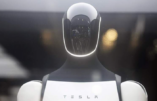 Tesla pourrait commencer à vendre des robots humanoïdes Optimus en 2027
