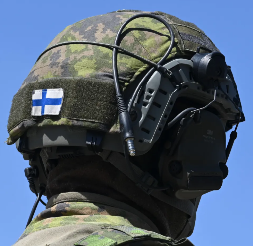 Groenland : le contingent de... deux soldats finlandais rentre chez lui