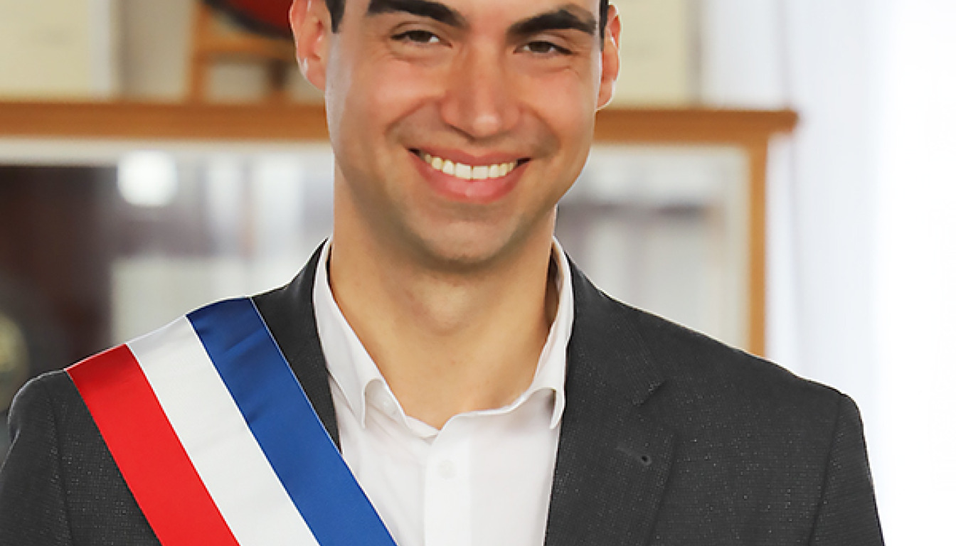 A Faches-Thumesnil, le nouveau maire annule la gay pride et fait retirer les drapeaux LGBT