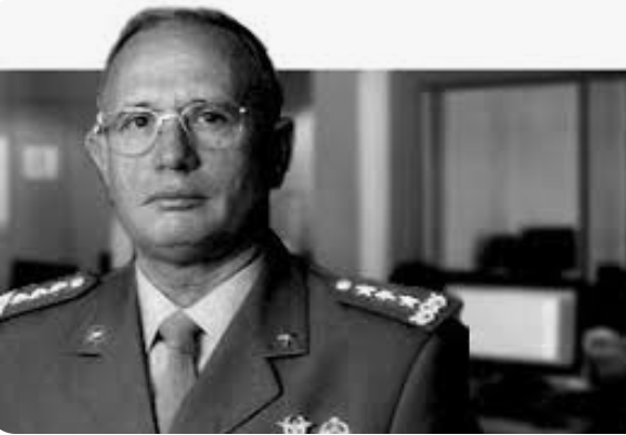 Général Fabio Mini : «Il n’y a pas un dollar américain dépensé en Europe et dans l’OTAN qui n’ait servi les intérêts américains»