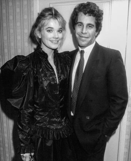 Un étage pour femmes de l'hôpital Mount Sinai devait porter le nom d'Epstein en échange de 5 millions de dollars