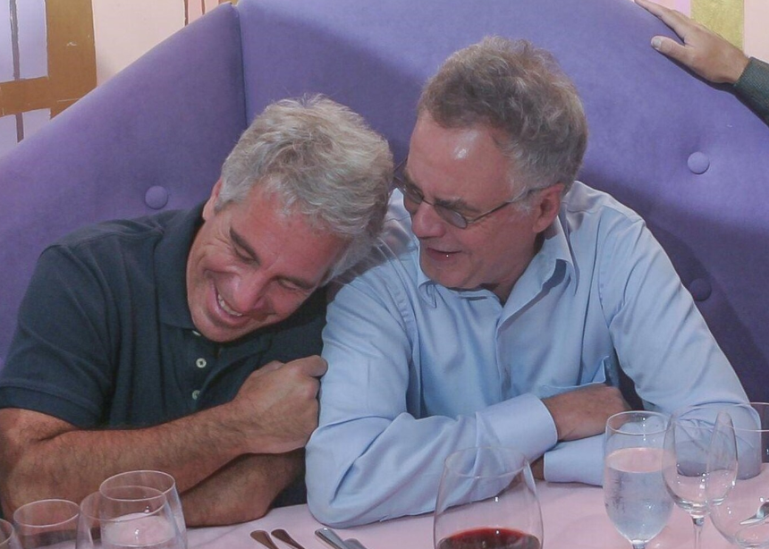 Epstein a financé des études sur la « biologie transgenre »