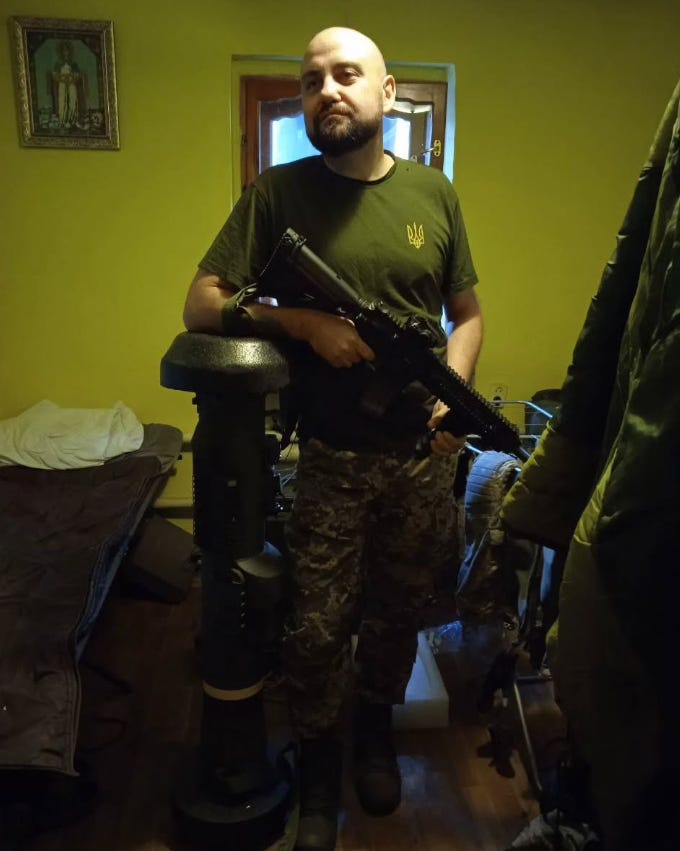 PHOTO : Hororohin en 2023. Né à Donetsk, il a émigré en Israël pour échapper à des accusations de fraude. Là, son intérêt pour la pornographie l’a mené à devenir hacker. J’ai déjà parlé de tout ça et du travail de Horohohin pour les services israéliens.