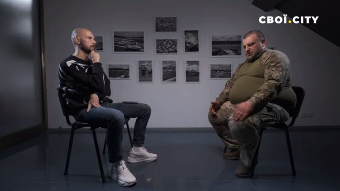 Soldat ukrainien ventripotent