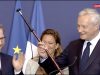Bruno Le Maire reçoit sa baguette magique qui va éponger nos 3 000 milliards de dettes... (Image Gala).