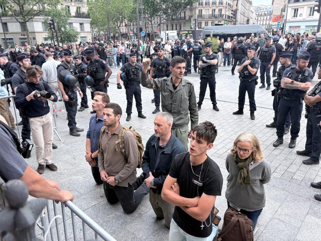 Nuit Blanche dans des églises : la réponse de Thibault Barge, pour l'honneur de Dieu