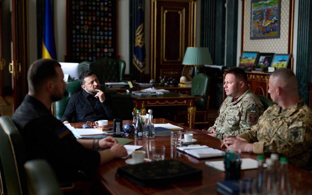 Ukraine : les coulisses du limogeage de Syrsky